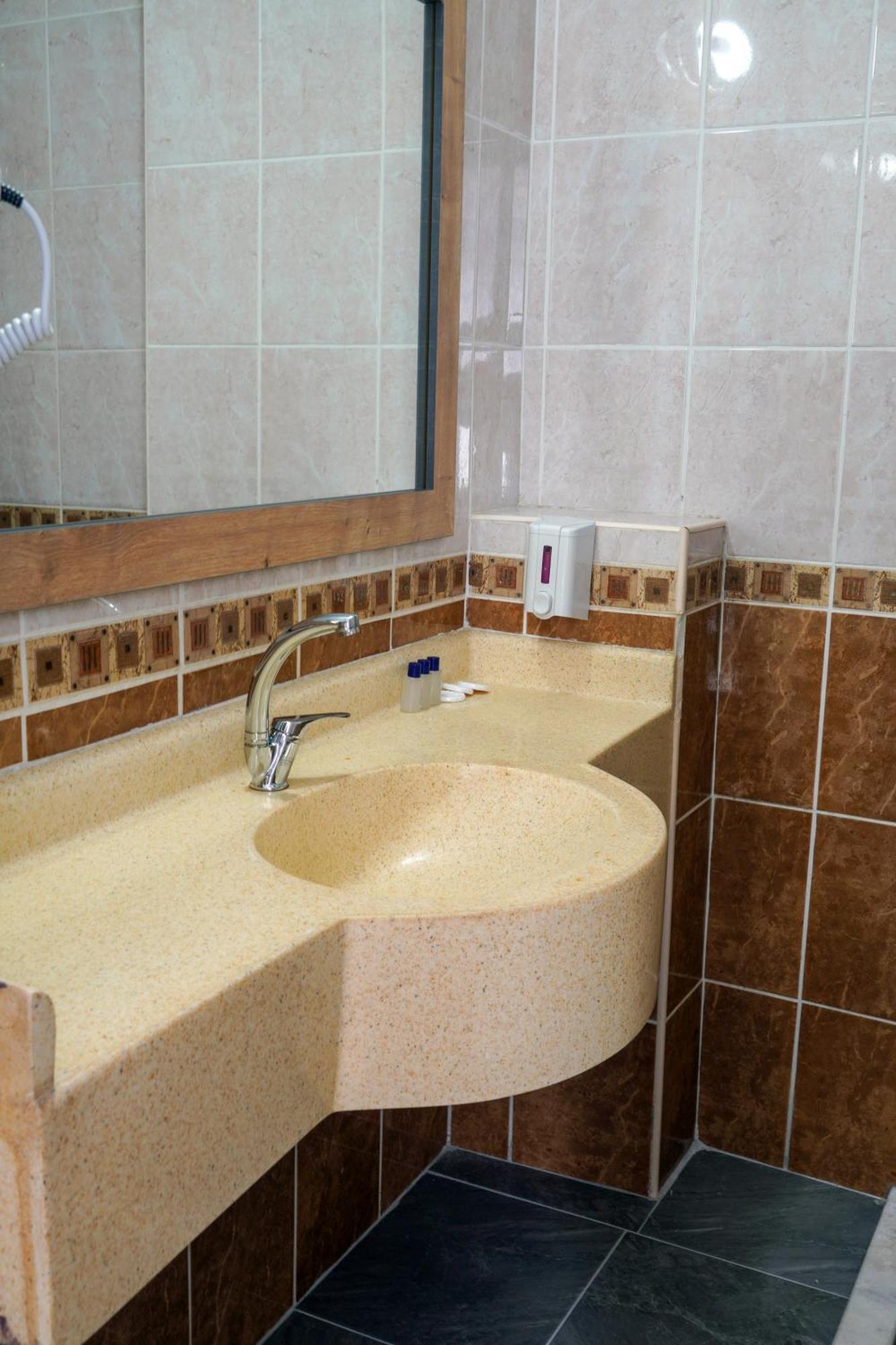 Anna Queen Hotel ألانيا المظهر الخارجي الصورة